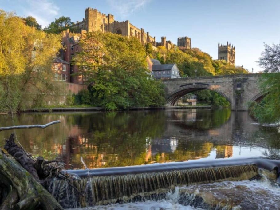 Durham Hideaway Apartment ภายนอก รูปภาพ